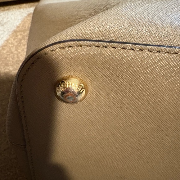 Michael Kors Beige Taupe Mirror MirroredTote Bag Shoulder Purse - Picture 5 of 14